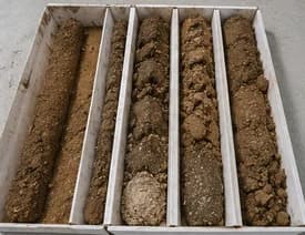 Caisses de carottes de sondage